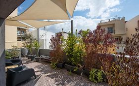 Brand New Loft Walking Distance To Acropolis
